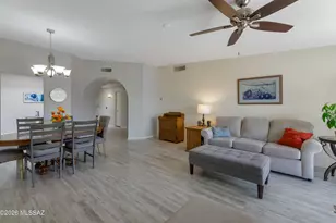 709 W Sunlight Ln, Tucson, AZ 85704 - Photo 11