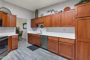 709 W Sunlight Ln, Tucson, AZ 85704 - Photo 17