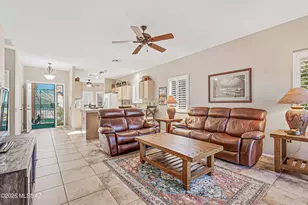 172 N Running Spring Dr, Green Valley, AZ 85614 - Photo 19