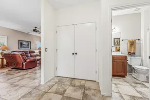 172 N Running Spring Dr, Green Valley, AZ 85614 - Photo 31