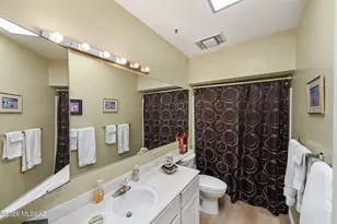 1605 S Camino Del Sol, Green Valley, AZ 85622 - Photo 47