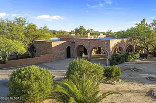 1605 S Camino Del Sol, Green Valley, AZ 85622 - Photo 9