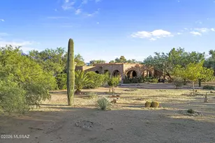 1605 S Camino Del Sol, Green Valley, AZ 85622 - Photo 1