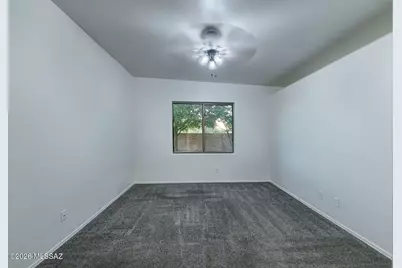 8546 N Sunny Rock Ridge Drive, Tucson, AZ 85743 - Photo 17