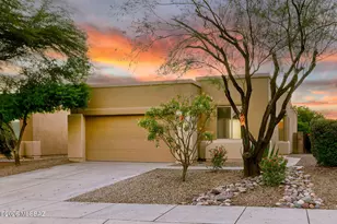 8546 N Sunny Rock Ridge Dr, Tucson, AZ 85743 - Photo 1