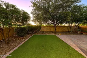 8546 N Sunny Rock Ridge Dr, Tucson, AZ 85743 - Photo 23