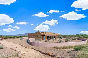 3221 W Thunder Pass Rd, Benson, AZ 85602 - Photo 3