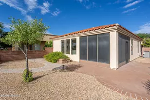 352 N Royal Bell Dr, Green Valley, AZ 85614 - Photo 41