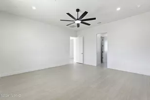 3925 W Ironwood Hill Dr, Tucson, AZ 85745 - Photo 19