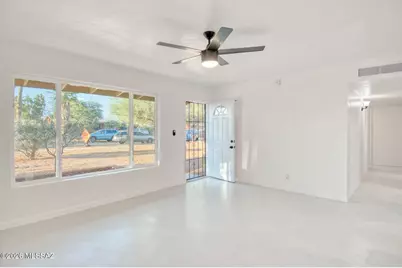 2303 E Beverly Drive, Tucson, AZ 85719 - Photo 9
