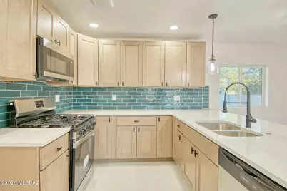 2303 E Beverly Drive, Tucson, AZ 85719 - Photo 5