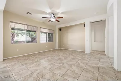 5860 S Painted Canyon Drive, Green Valley, AZ 85622 - Photo 7