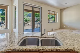 1316 N Marshview Ln, Green Valley, AZ 85614 - Photo 27
