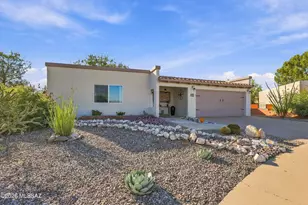 1866 S Abrego Dr, Green Valley, AZ 85614 - Photo 3