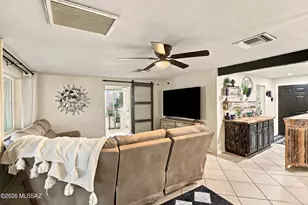 1866 S Abrego Dr, Green Valley, AZ 85614 - Photo 11