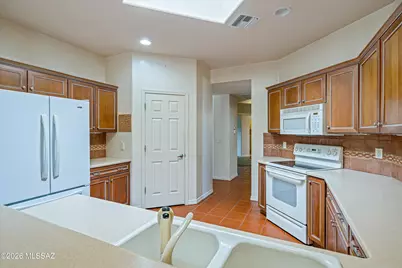 13780 E Langtry Lane, Tucson, AZ 85747 - Photo 19