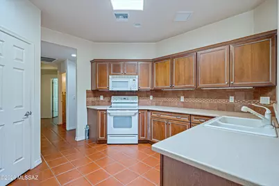 13780 E Langtry Lane, Tucson, AZ 85747 - Photo 15