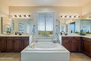 7452 E Ridge Point Rd, Tucson, AZ 85750 - Photo 13