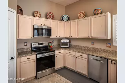 5373 W Winding Desert Drive, Marana, AZ 85658 - Photo 11