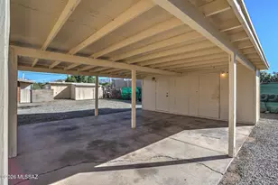 402 E Yavapai Rd, Tucson, AZ 85705 - Photo 17