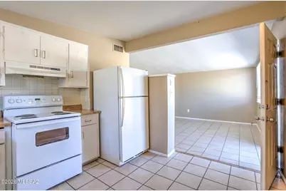 402 E Yavapai Road, Tucson, AZ 85705 - Photo 33