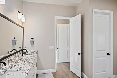13725 N Hidden Springs Drive, Oro Valley, AZ 85755 - Photo 27