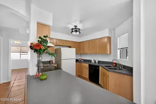 12692 N Owl Head Canyon Rd, Marana, AZ 85658 - Photo 9