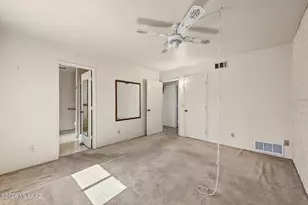945 S La Higuera, Green Valley, AZ 85614 - Photo 15