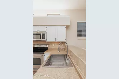 9513 E Lochnay Lane, Tucson, AZ 85747 - Photo 19