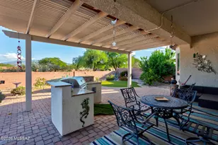810 N Observation Trail, Green Valley, AZ 85614 - Photo 5