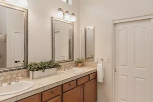 2328 E Desert Pueblo Pass, Green Valley, AZ 85614 - Photo 29