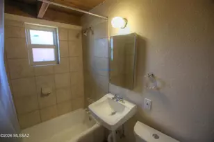 1242 N Roberts Way, Tucson, AZ 85712 - Photo 9