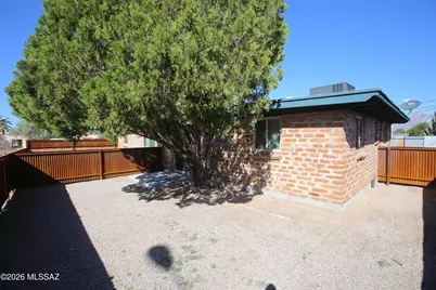 1242 N Roberts Way #1232, Tucson, AZ 85712 - Photo 1