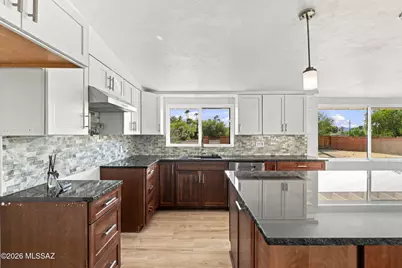 950 W Ina Road, Tucson, AZ 85704 - Photo 7