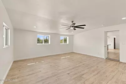 950 W Ina Road, Tucson, AZ 85704 - Photo 17
