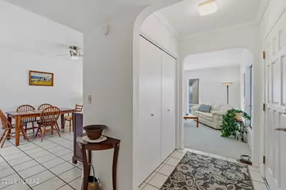 344 W Camino Del Sonador, Green Valley, AZ 85614 - Photo 5