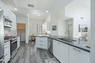 10008 E VÃ­a Del Pasto, Tucson, AZ 85747 - Photo 17