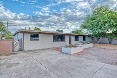 8261 E 18th Street, Tucson, AZ 85710 - Photo 47