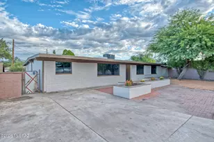 8261 E 18th St, Tucson, AZ 85710 - Photo 47