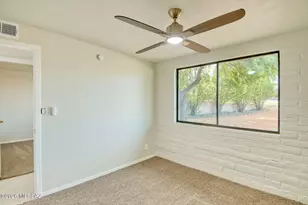 8261 E 18th St, Tucson, AZ 85710 - Photo 23
