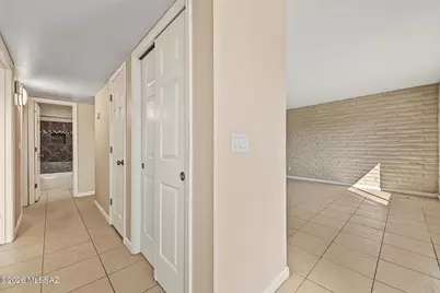 6755 E Hawk Drive, Tucson, AZ 85730 - Photo 3