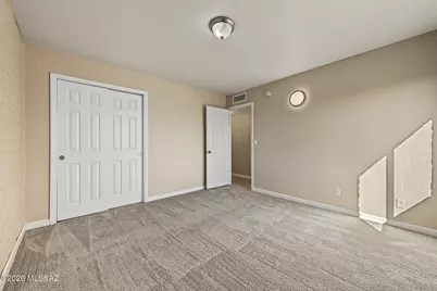6755 E Hawk Drive, Tucson, AZ 85730 - Photo 15