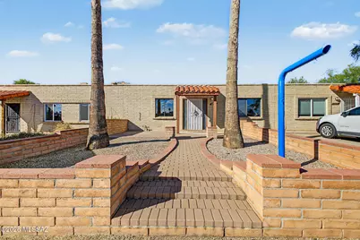 6755 E Hawk Drive, Tucson, AZ 85730 - Photo 1