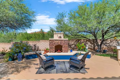 1236 W Portico Drive, Oro Valley, AZ 85755 - Photo 5