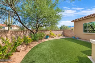 1236 W Portico Dr, Oro Valley, AZ 85755 - Photo 7