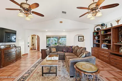 3554 W Calle Dos, Green Valley, AZ 85622 - Photo 9