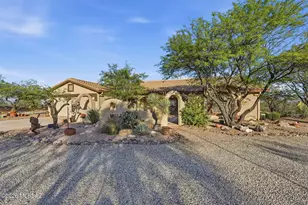 3554 W Calle Dos, Green Valley, AZ 85622 - Photo 5