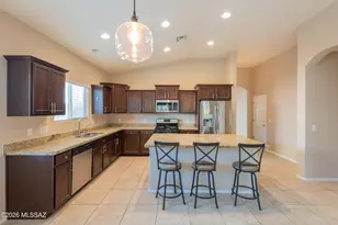 9014 W Rolling Springs Dr, Marana, AZ 85653 - Photo 5