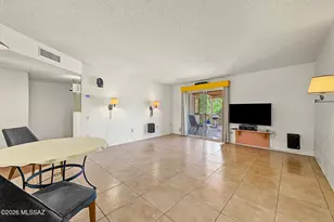 304 N Calle De Las Profetas, Green Valley, AZ 85614 - Photo 5
