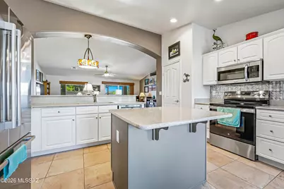 989 N Rhodes Drive, Green Valley, AZ 85614 - Photo 13